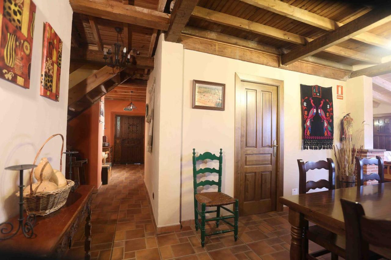 Penzion La Casa Del Abuelo Simon Fuente el Sauz Exteriér fotografie