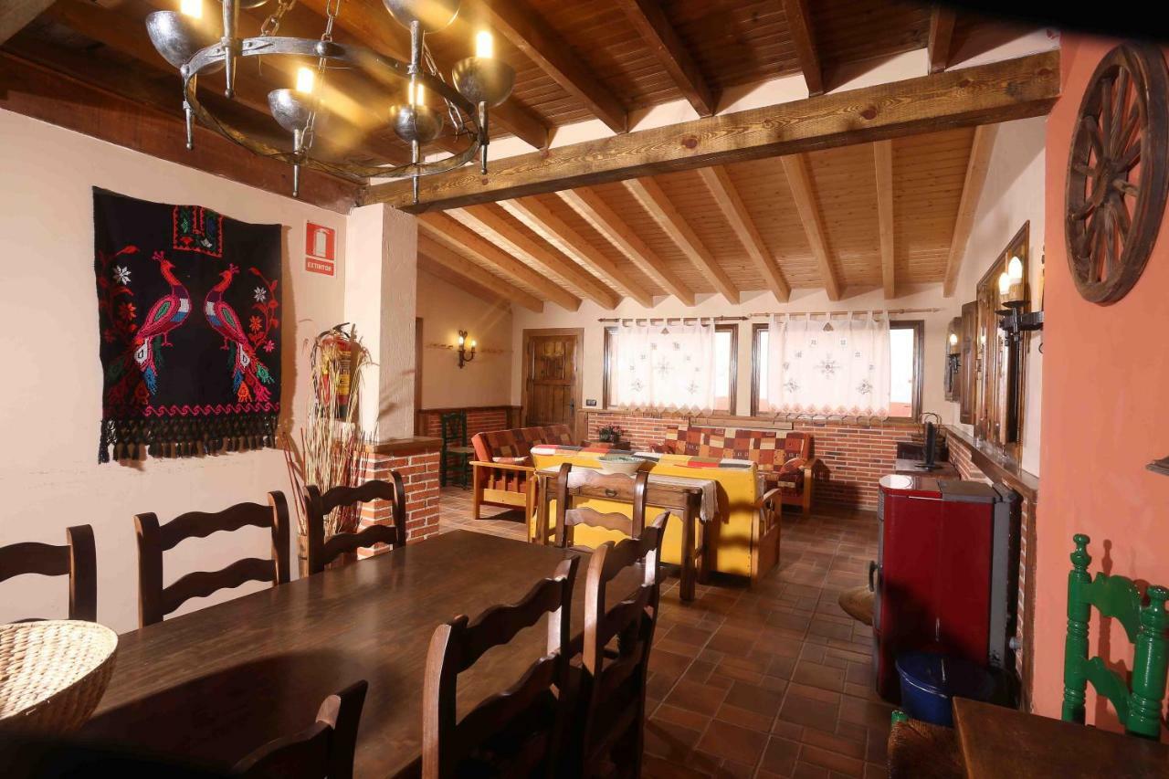 Penzion La Casa Del Abuelo Simon Fuente el Sauz Exteriér fotografie